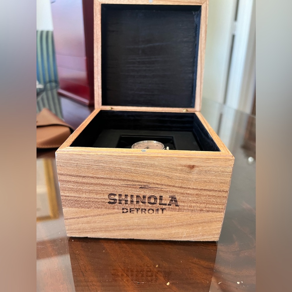 Shinola Vinton 3HD light pink dial 38mm silver
